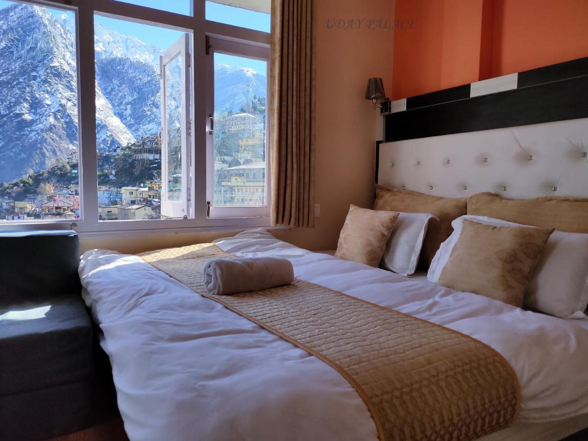 Hotel Uday Palace Joshīmath Zewnętrze zdjęcie