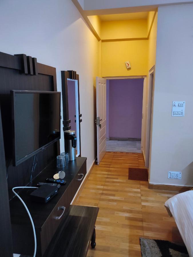 Hotel Uday Palace Joshīmath Zewnętrze zdjęcie